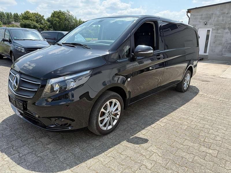 Gebraucht Mercedes Vito 136 PS (100 kW) 2019 Schwarz Van
