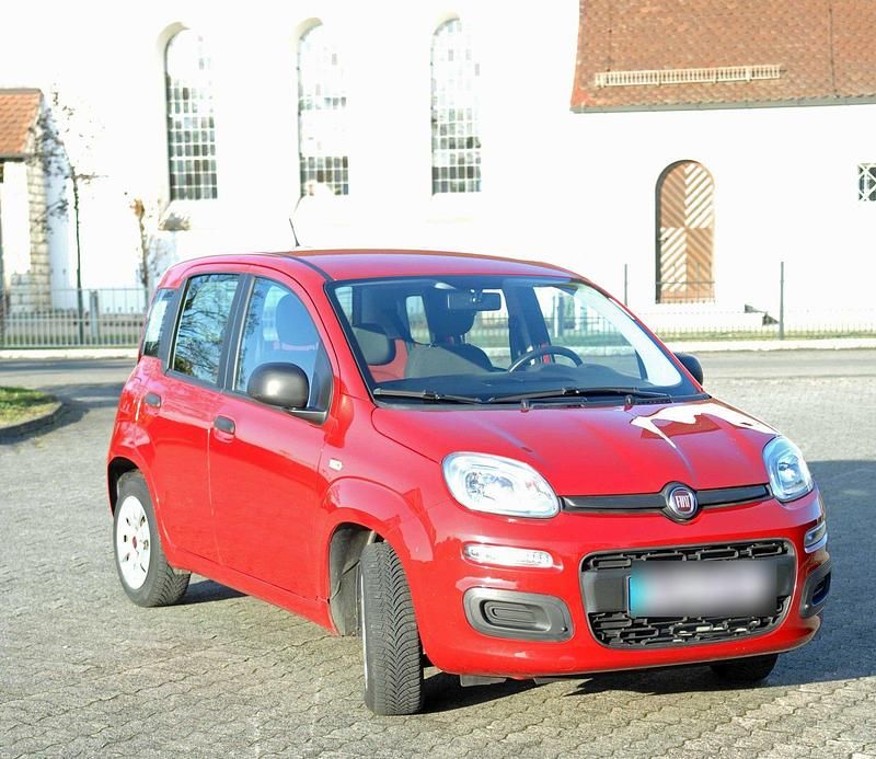 Gebraucht Fiat Panda Pop 69 PS (50 kW) 2015 Rot Kleinwagen
