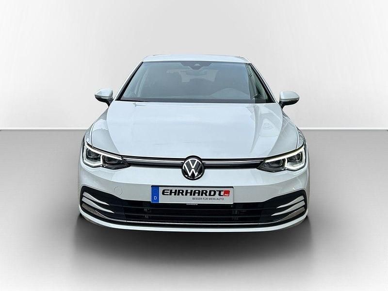 Gebraucht VW Golf VIII Style 204 PS (150 kW) 2022 Weiß Limousine