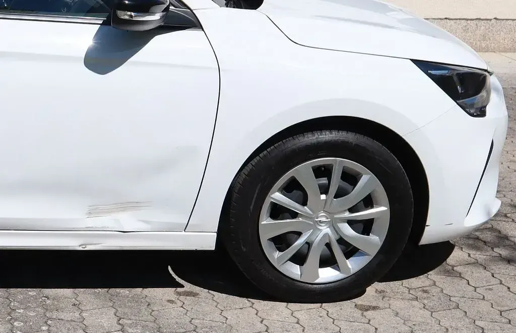 Gebraucht Opel Corsa Edition 102 PS (75 kW) 2021 Weiß Kleinwagen