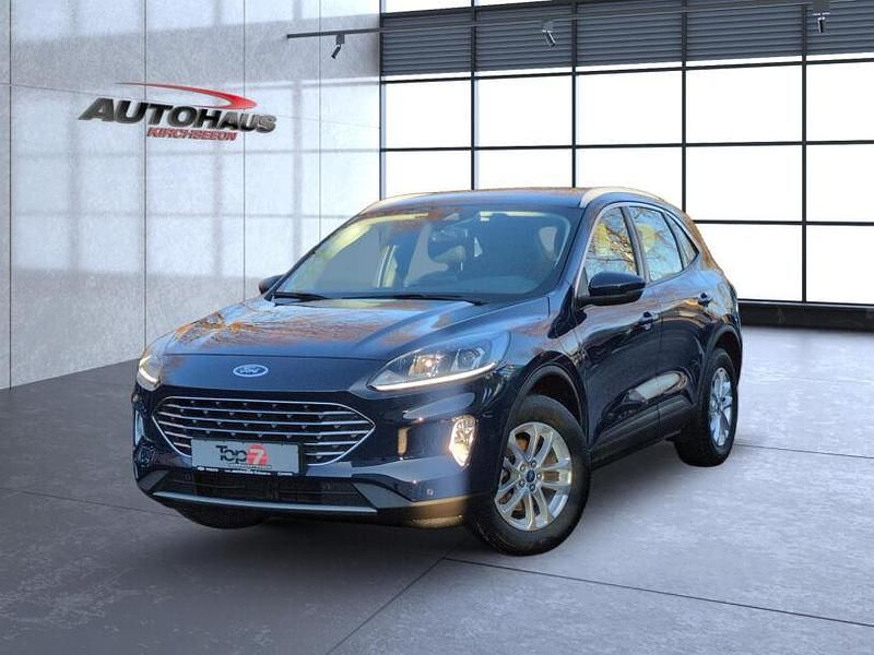 Gebraucht Ford Kuga Titanium 224 PS (164 kW) 2022 Blazerblau (metallic) SUV