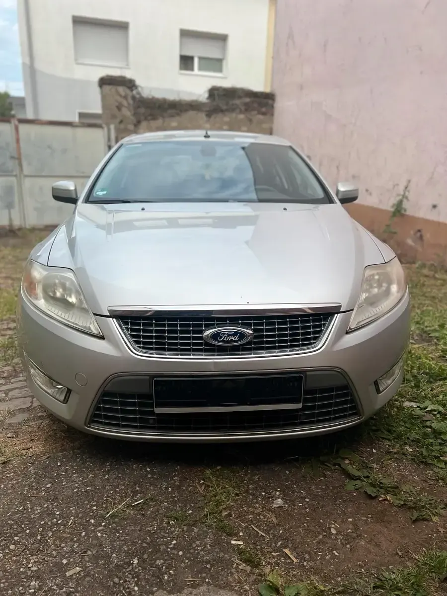Gebraucht Ford Mondeo Titanium 175 PS (128 kW) 2009 Silber Kombi
