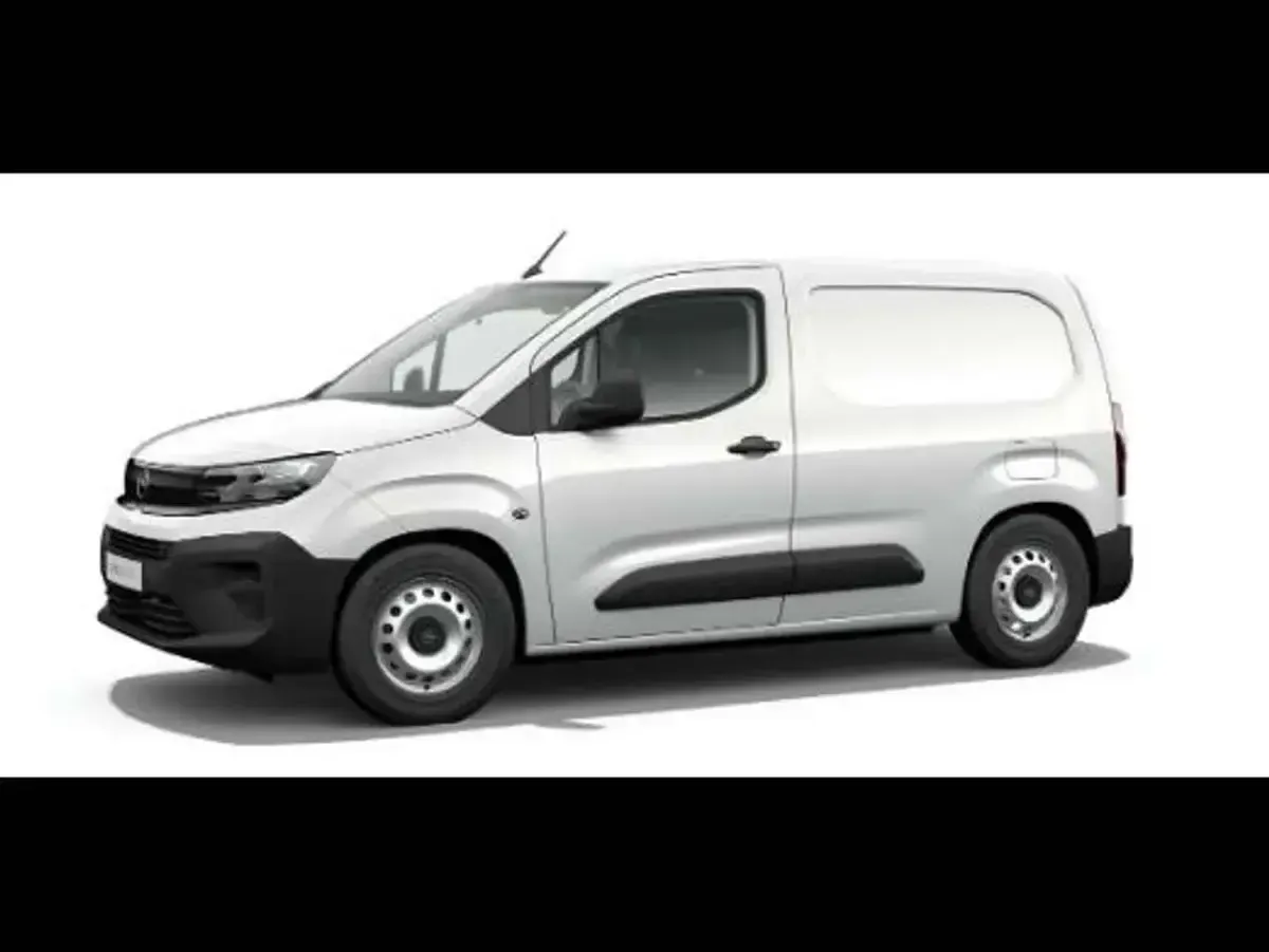 Gebraucht Opel Combo 102 PS (75 kW) 2024 Kaolin weiss Van / Kleinbus