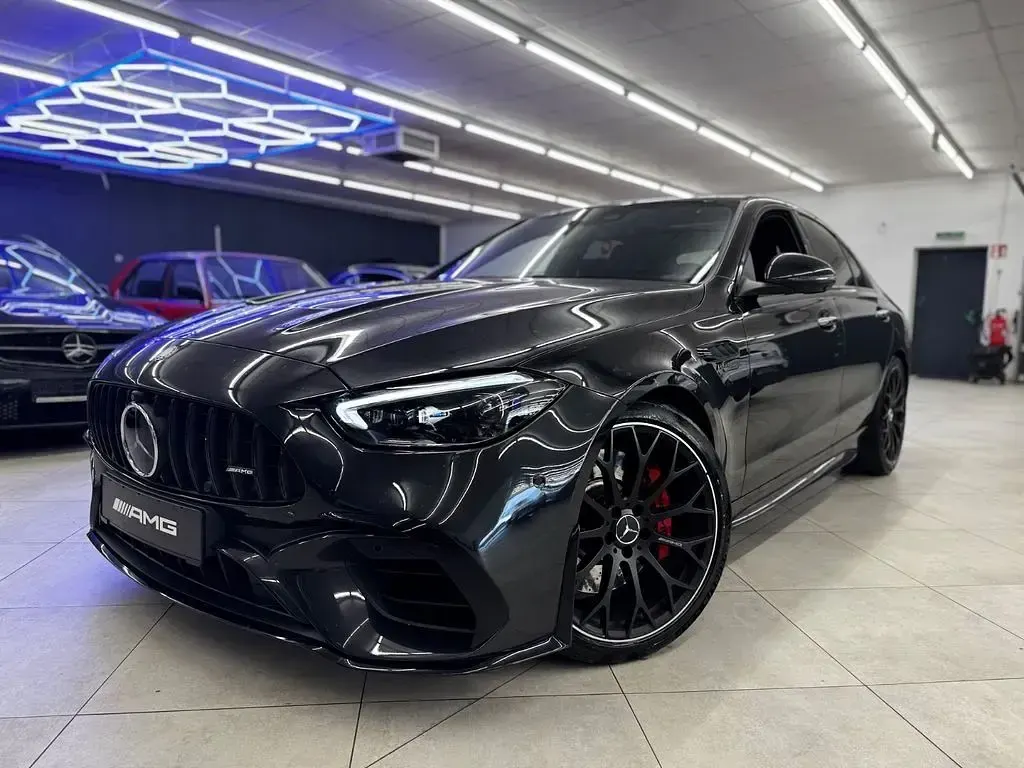 Gebraucht Mercedes C63 AMG AMG 476 PS (350 kW) 2024 Grau Limousine