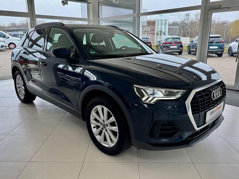 Gebraucht Audi Q3 Ambiente 150 PS (110 kW) 2019 Blau SUV