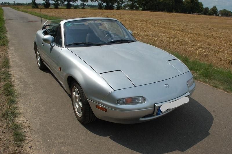 Silber Gebraucht 1994 Mazda MX5 Cabrio | 10.400 € - Bild 1/4
