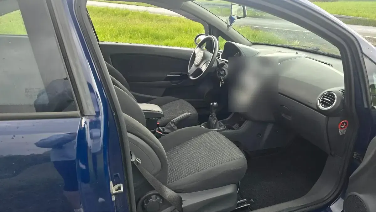 Gebraucht Opel Corsa 60 PS (44 kW) 2009 Blau Kleinwagen