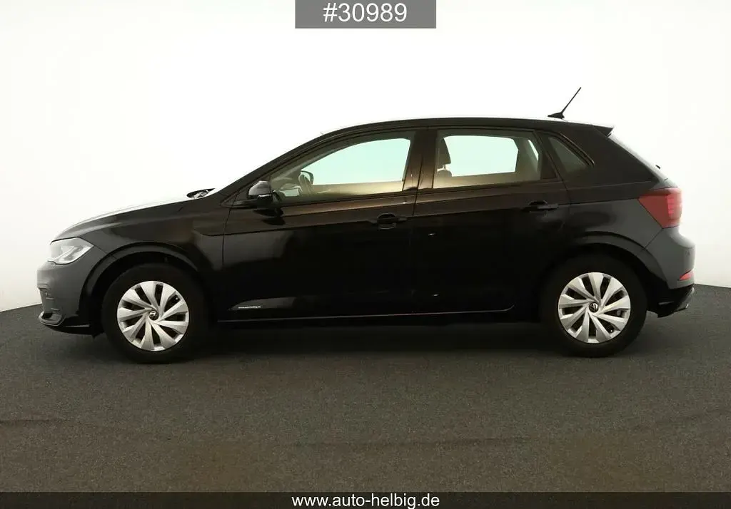 Gebraucht VW Polo Life 95 PS (69 kW) 2023 Deep black perleffekt Kleinwagen