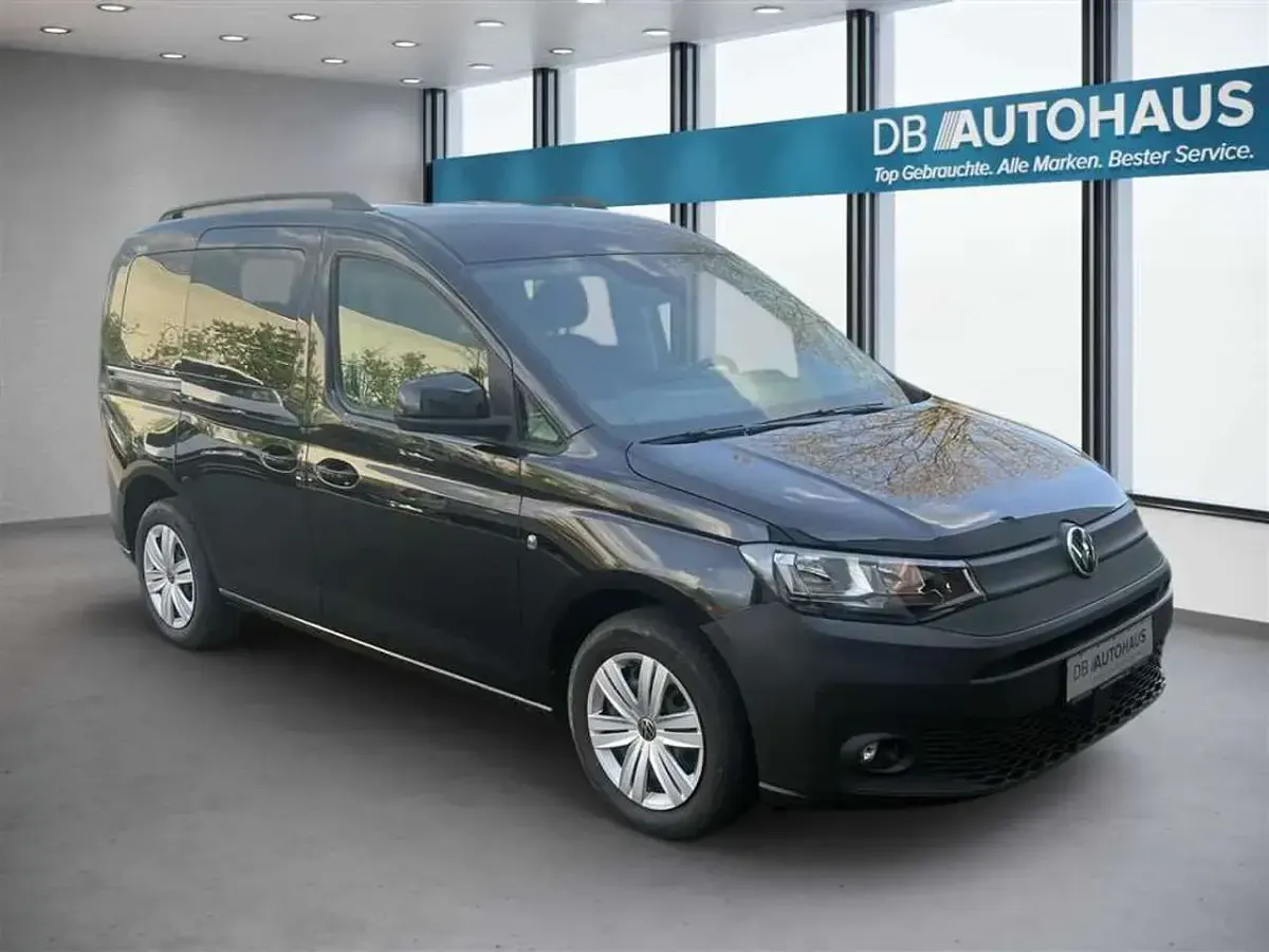 Gebraucht VW Caddy 122 PS (89 kW) 2023 Schwarz Van / Kleinbus