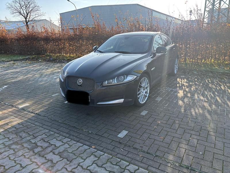 Gebraucht Jaguar XF 190 PS (139 kW) 2012 Schwarz Limousine