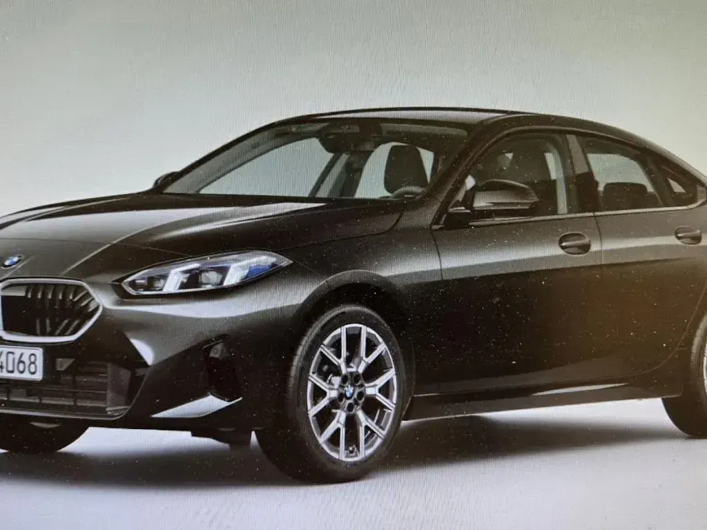 Nowe BMW 220 Performance 156 KM (114 kW) 2025 Czarny Coupe