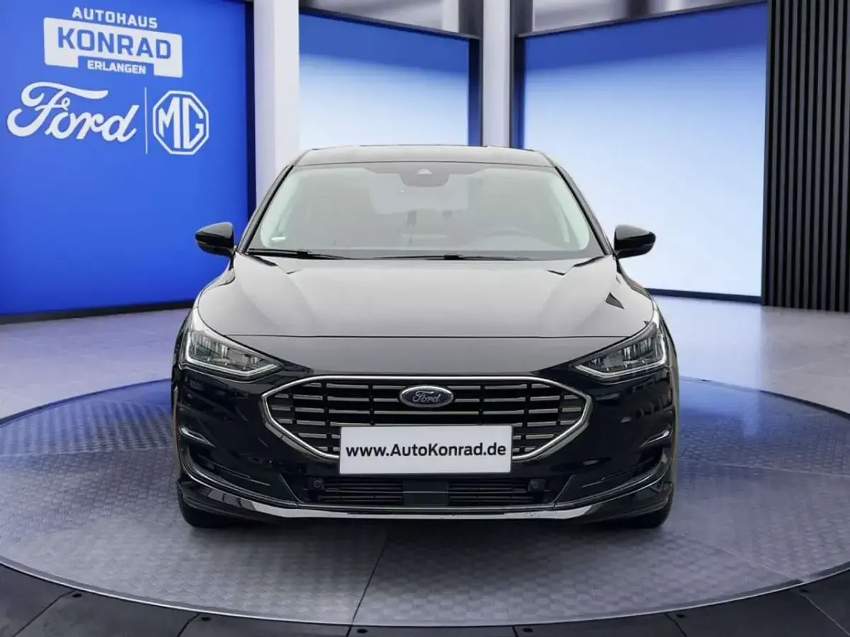 Brugt Ford Focus Style 125 HK (91 kW) 2024 Sort Sedan