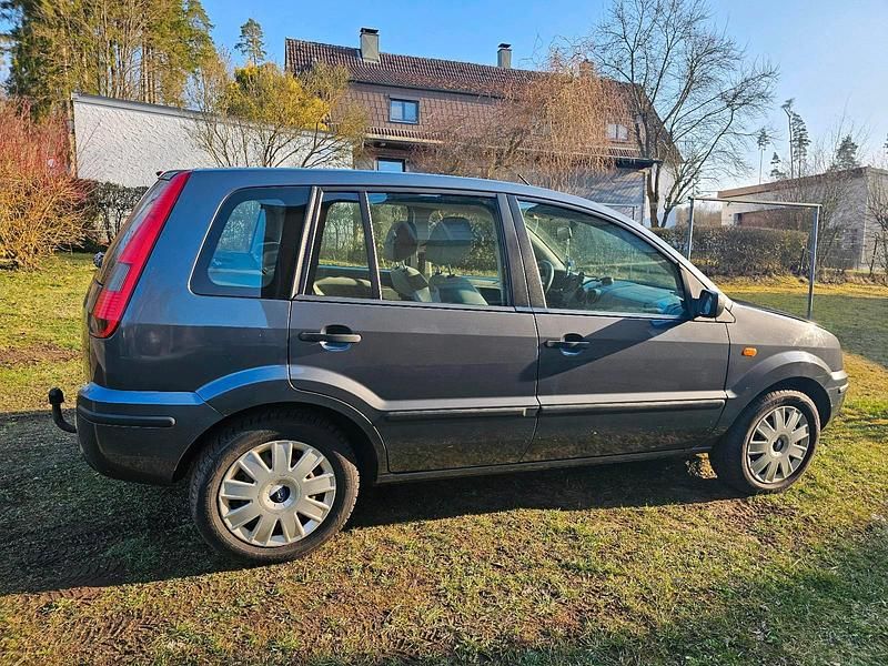 Gebraucht Ford Fusion 80 PS (58 kW) 2005 Kleinwagen