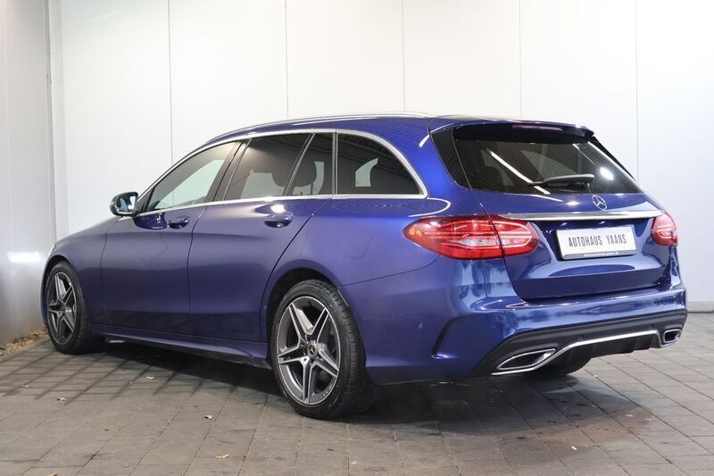 Gebraucht Mercedes C300 AMG line 245 PS (180 kW) 2021 Blau Limousine