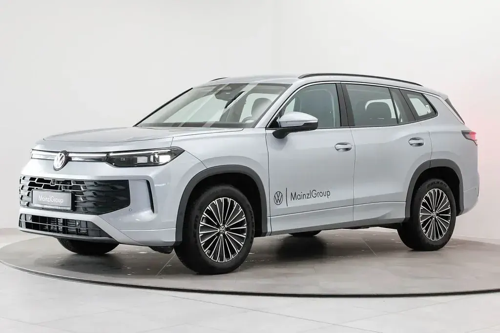 Gebraucht VW Tayron Life 193 PS (141 kW) 2025 Oyster silver metallic (metallic) SUV