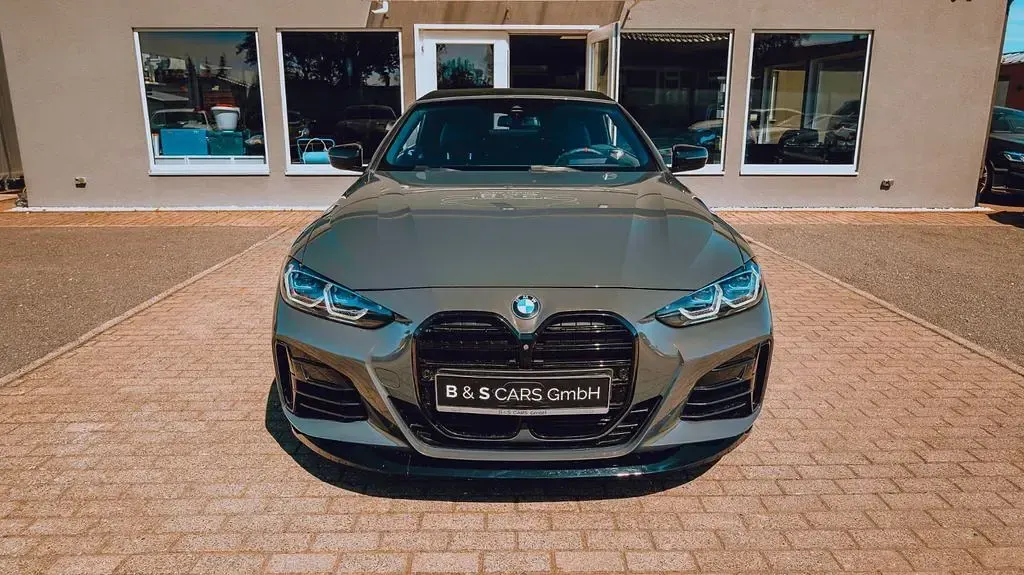 Gebraucht BMW M440 M Performance 374 PS (275 kW) 2021 Grau Cabrio