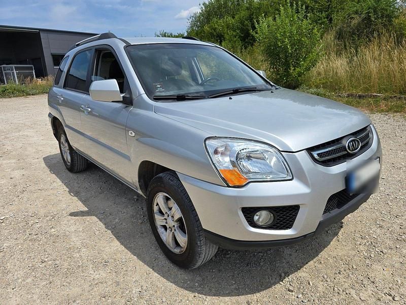 Gebraucht Kia Sportage 150 PS (110 kW) 2009 Silber SUV