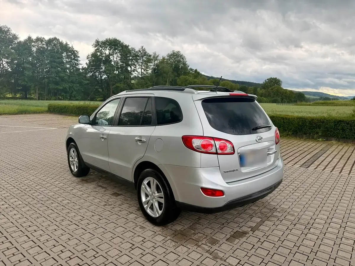 Gebraucht Hyundai Santa Fe Limited 276 PS (202 kW) 2012 Silber SUV