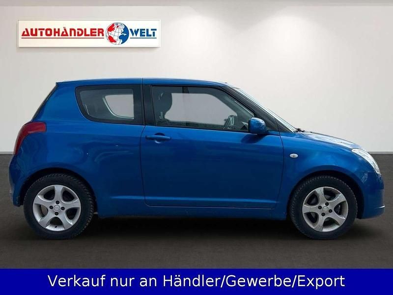 Gebraucht Suzuki Swift 92 PS (67 kW) 2008 Blau Kleinwagen