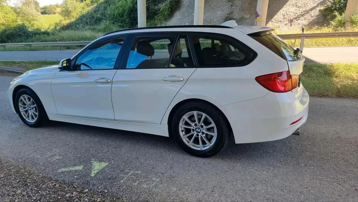 Gebraucht BMW 320 184 PS (135 kW) 2013 Weiß Kombi