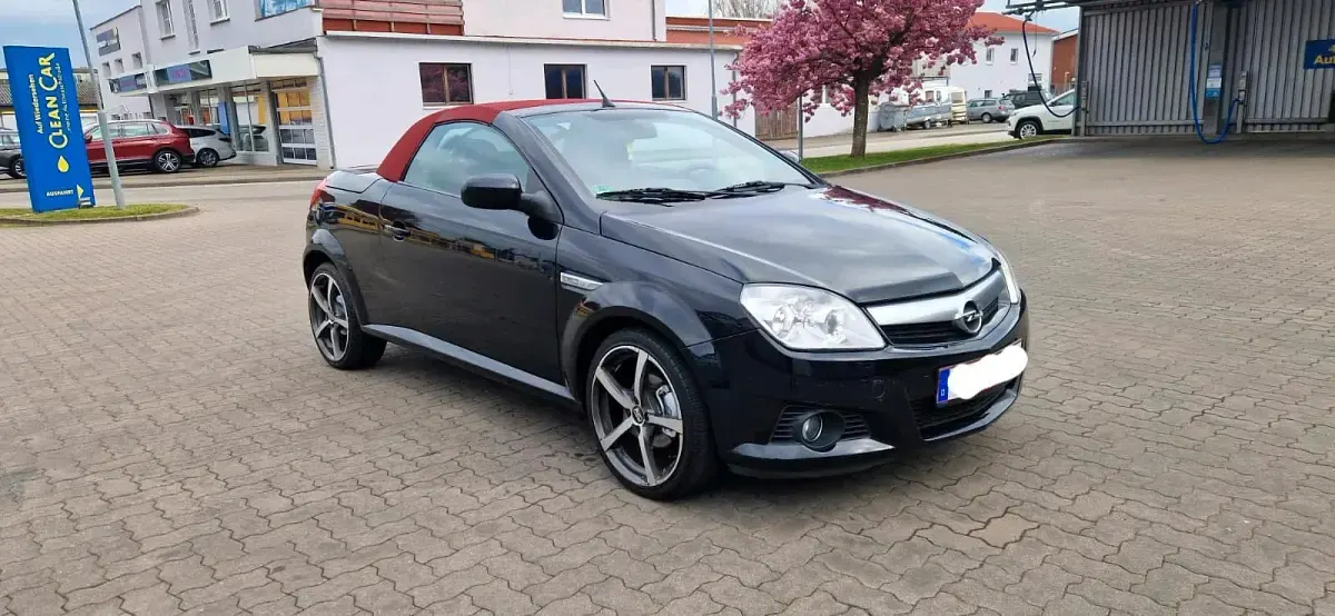 Gebraucht Opel Tigra 90 PS (66 kW) 2008 Schwarz Cabrio