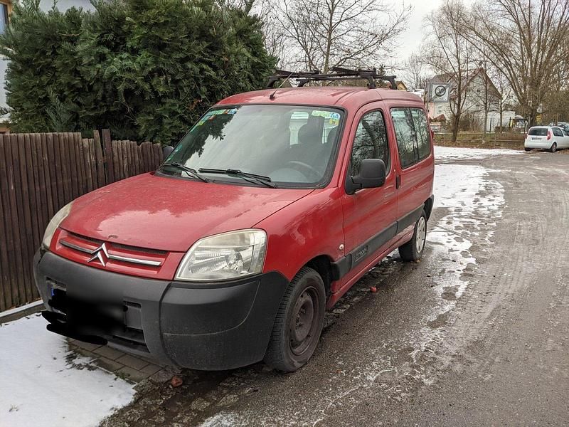 Rot Gebraucht 2009 Citroën Berlingo Kombi | 1.000 € (Guter Preis) - Bild 1/4