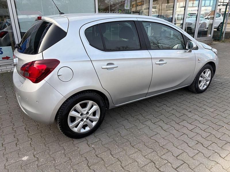 Second-hand Opel Corsa drive 90 CP (66 kW) 2016 Argintiu Hatchback