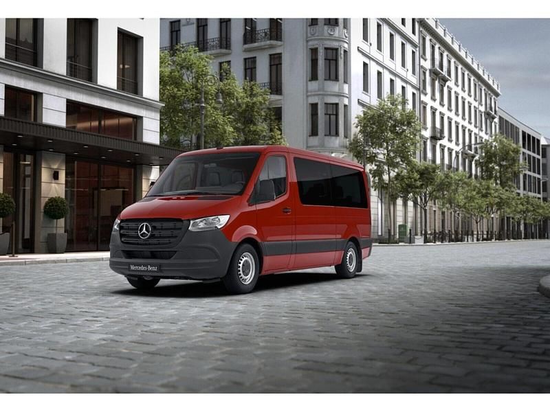 Gebraucht Mercedes Sprinter 114 PS (83 kW) 2023 Rot Van