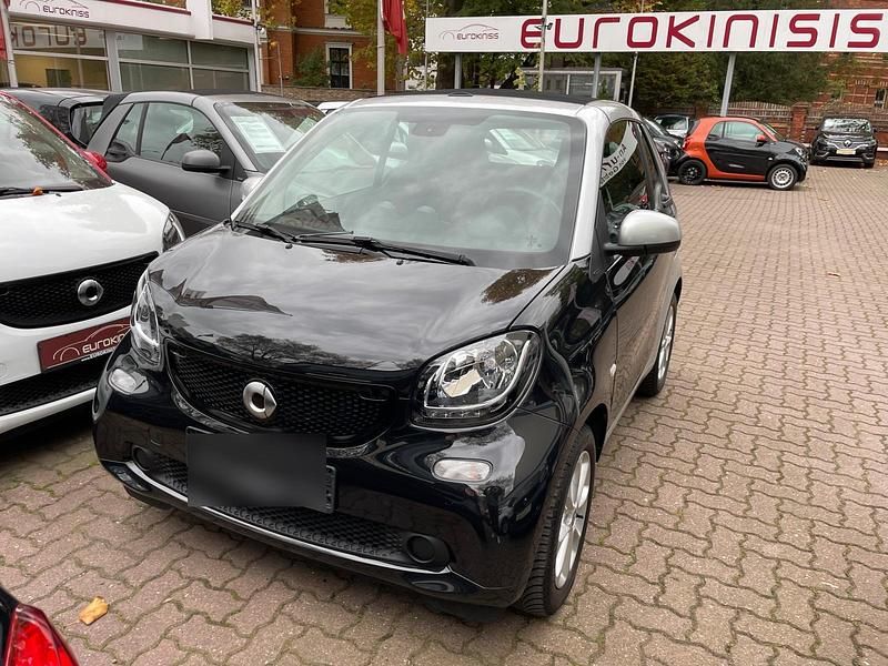 Schwarz Gebraucht 2019 Smart ForTwo Cabrio Cabrio | 13.990 € - Bild 1/4