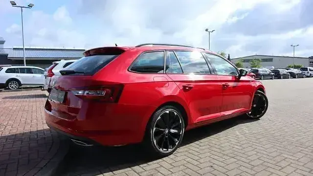 Gebraucht Skoda Superb SportLine 272 PS (200 kW) 2019 Rot Kombi