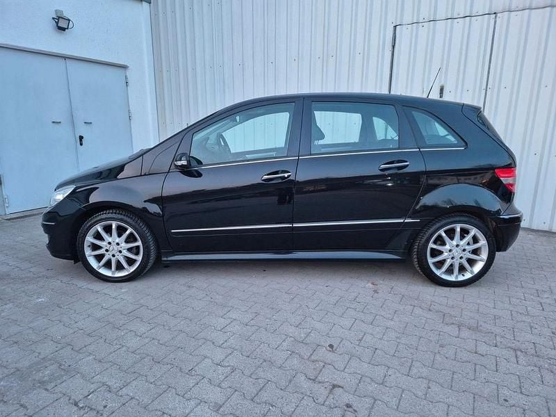 Gebraucht Mercedes B170 116 PS (85 kW) 2006 Schwarz Van / Kleinbus