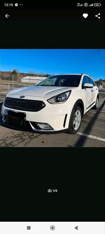 Weiß Gebraucht 2017 Kia Niro SUV | 12.950 € (Fairer Preis) - Bild 1/4