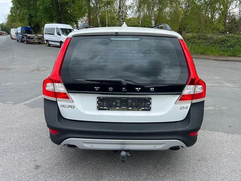 Gebraucht Volvo XC70 181 PS (133 kW) 2014 Weiß Kombi