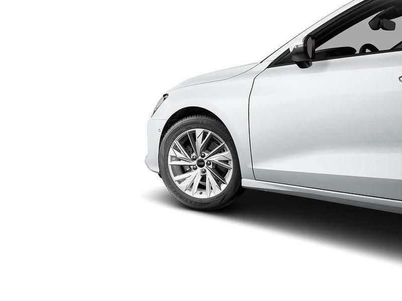 Gebraucht Audi A3 Ambiente 150 PS (110 kW) 2025 Gletscherweiß metallic Limousine