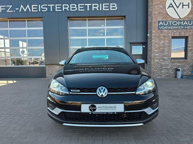 Gebraucht VW Golf Alltrack 179 PS (131 kW) 2017 Schwarz Kombi