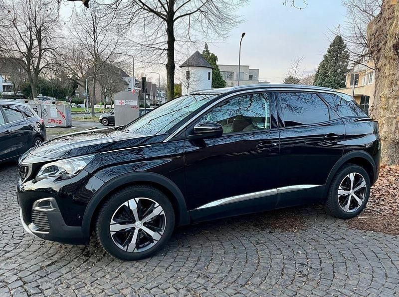 Schwarz Gebraucht 2018 Peugeot 3008 Allure SUV | 13.499 € (Guter Preis) - Bild 1/4