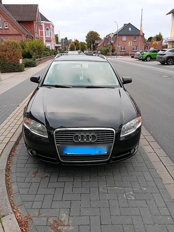 Schwarz Gebraucht 2006 Audi A4 Limousine | 2.400 € (Etwas zu teuer) - Bild 1/4