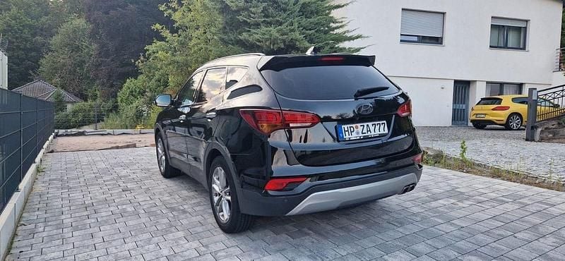 Gebraucht Hyundai Santa Fe Premium 200 PS (147 kW) 2016 Schwarz SUV