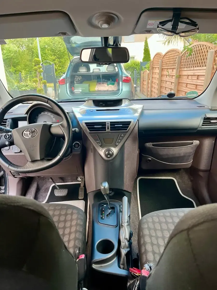 Gebraucht Toyota iQ Sport 68 PS (50 kW) 2009 Schwarz Kleinwagen