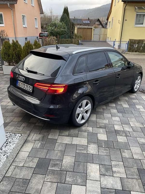 Gebraucht Audi A3 Comfort 150 PS (110 kW) 2019 Limousine