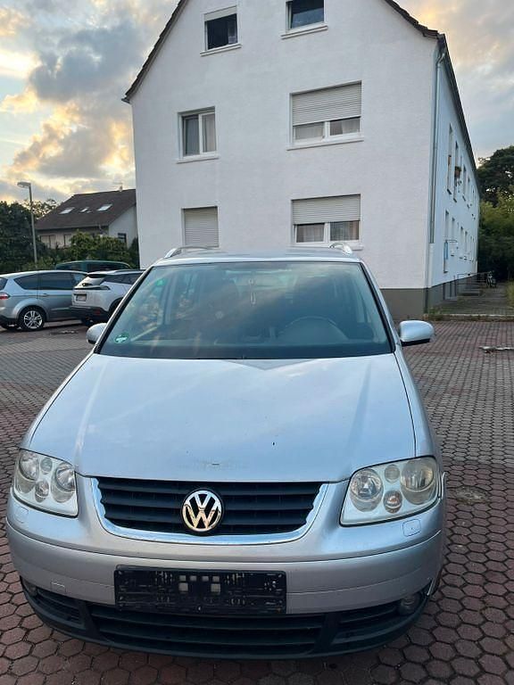 Gebraucht VW Touran Highline 140 PS (102 kW) 2004 Silber Van / Kleinbus