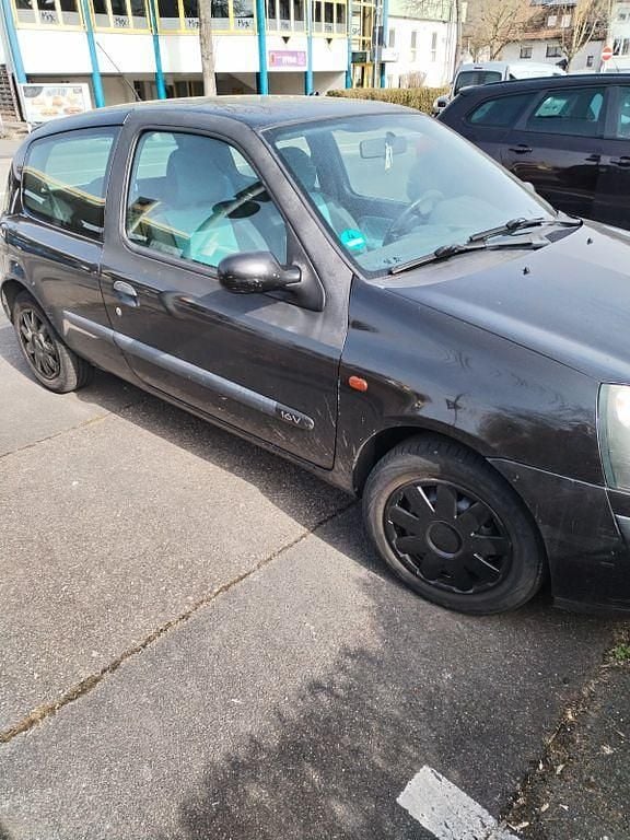 Gebraucht Renault Clio II Authentique 75 PS (55 kW) 2002 Schwarz Limousine