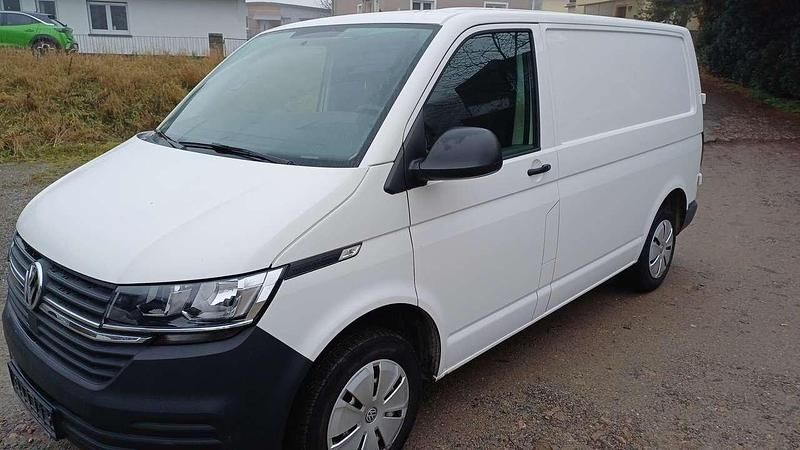 Gebraucht VW Transporter 110 PS (80 kW) 2021 Candyweiß Van