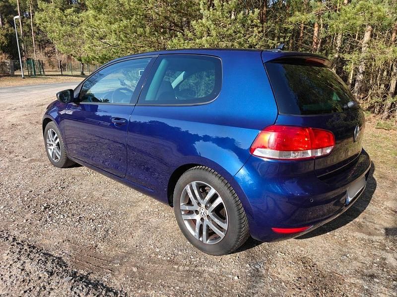 Gebraucht VW Golf VI 102 PS (75 kW) 2008 Blau Kleinwagen