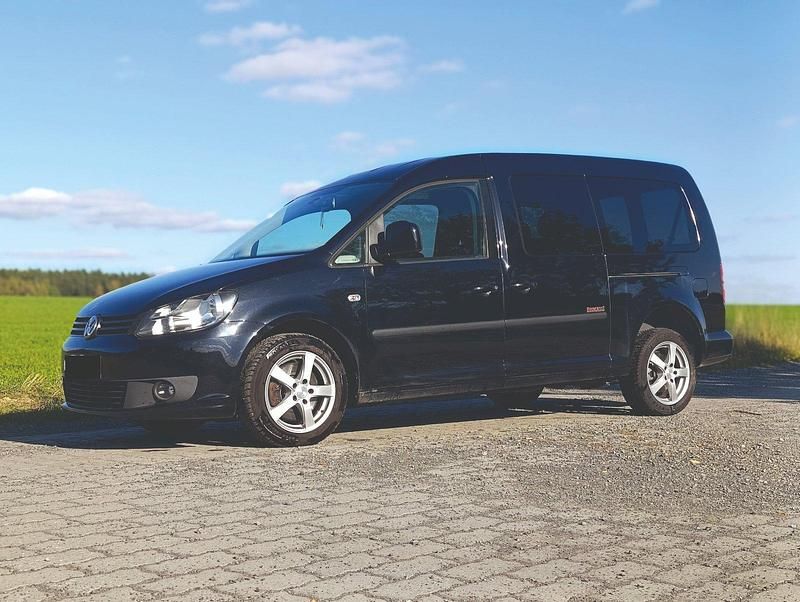 Schwarz Gebraucht 2012 VW Caddy Maxi Van / Kleinbus | 9.999 € (Guter Preis) - Bild 1/4