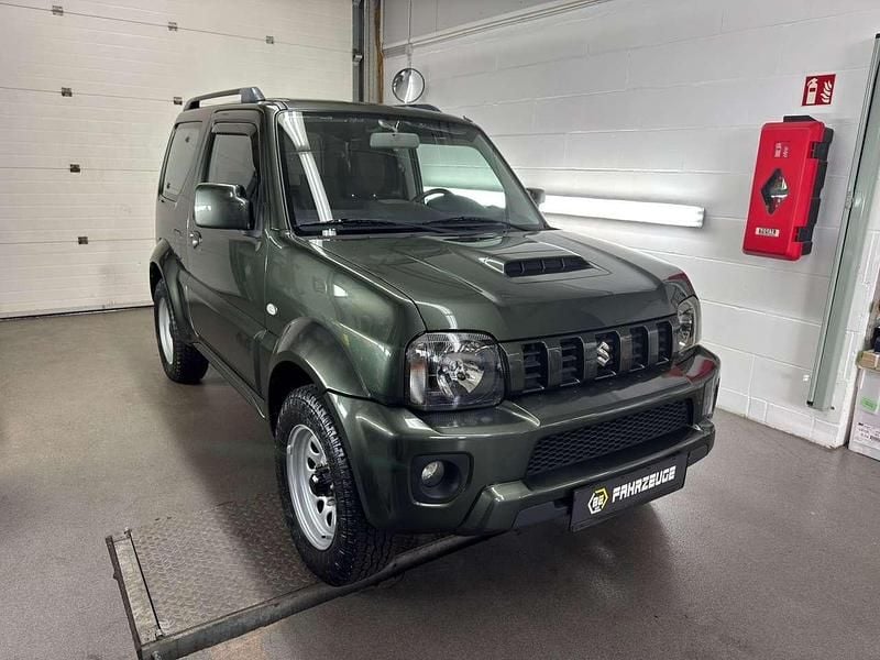Gebraucht Suzuki Jimny Club 86 PS (63 kW) 2017 Grau SUV