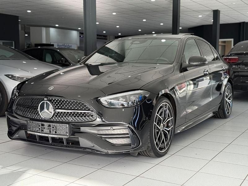 Gebraucht Mercedes C300 AMG 258 PS (189 kW) 2022 Schwarz Limousine