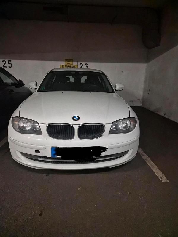 Gebraucht BMW 116 160 PS (117 kW) 2011 Weiß Kleinwagen