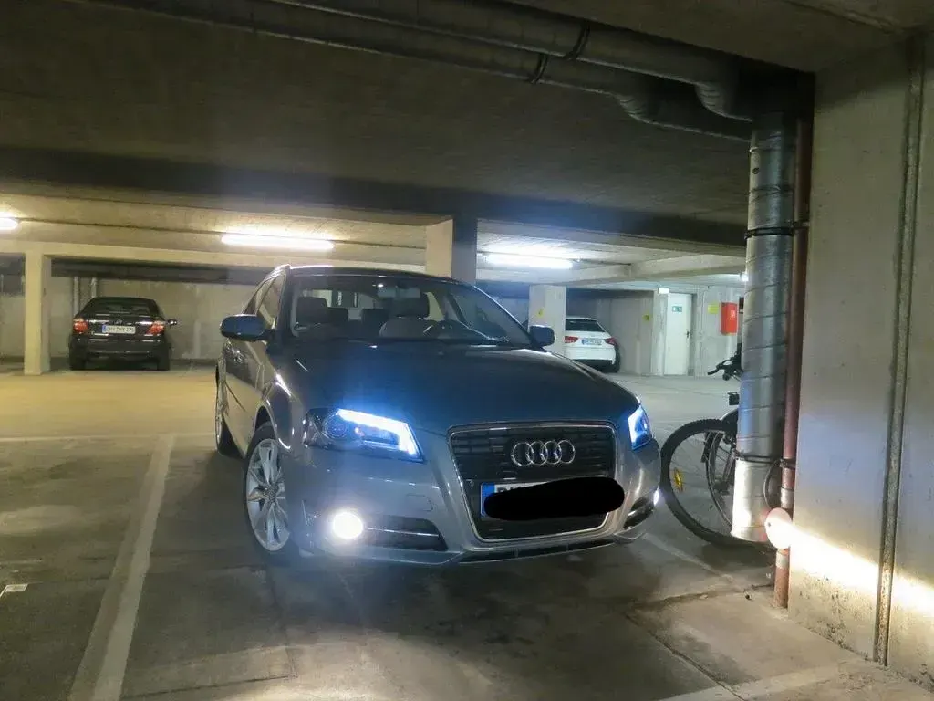 Gebraucht Audi A3 Ambition 125 PS (91 kW) 2011 Blau Kleinwagen