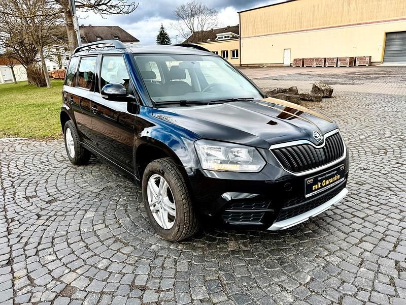 Gebraucht Skoda Yeti Active 110 PS (80 kW) 2015 Schwarz SUV